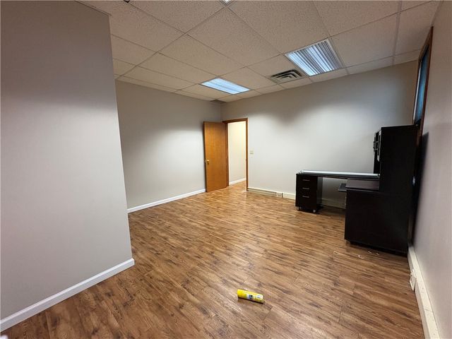 419 Station St, Bridgeville, PA 15017