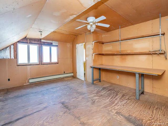 1425 Middle Neck Road, Sands Point, NY 11050