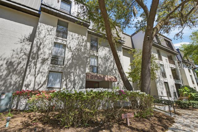18 Lighthouse Ln Apt 1046, Hilton Head Island, SC 29928