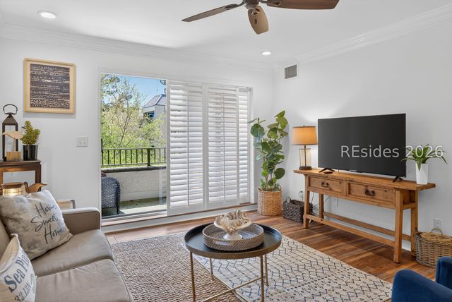 18 Lighthouse Ln Apt 1046, Hilton Head Island, SC 29928