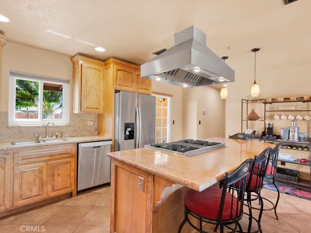 11110 Saratoga Road, Apple Valley, CA 92308