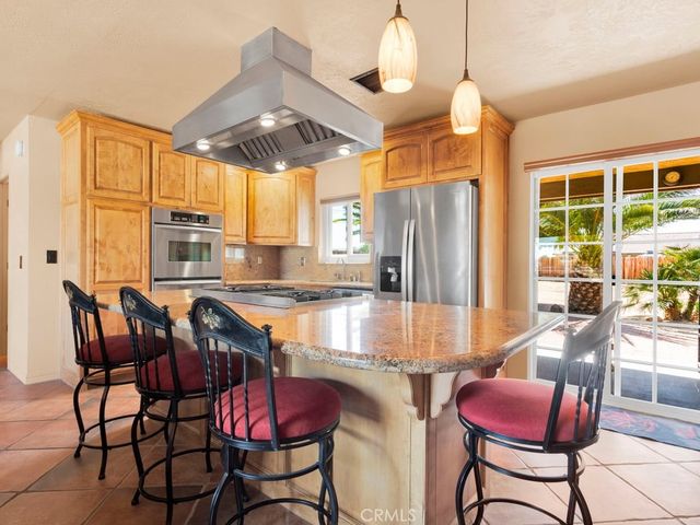 11110 Saratoga Road, Apple Valley, CA 92308