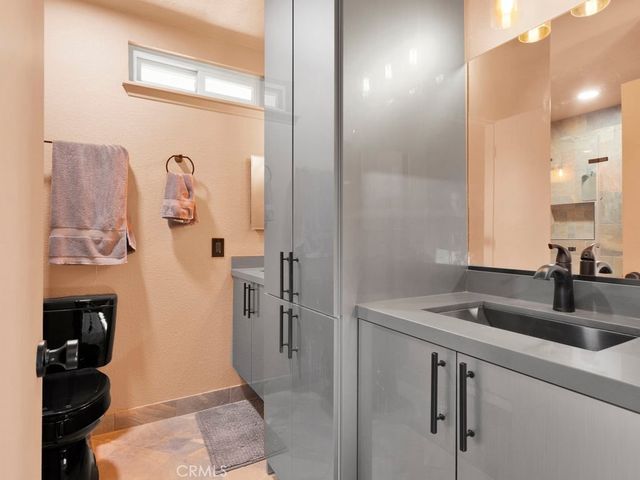 11110 Saratoga Road, Apple Valley, CA 92308