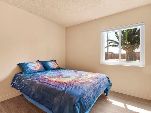 11110 Saratoga Road, Apple Valley, CA 92308