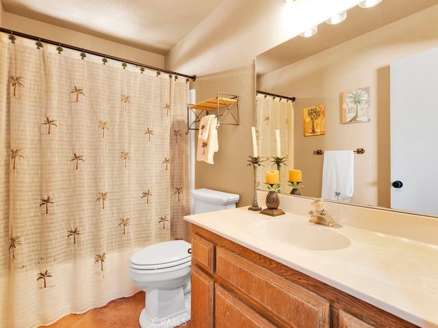11110 Saratoga Road, Apple Valley, CA 92308