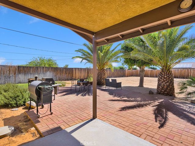 11110 Saratoga Road, Apple Valley, CA 92308