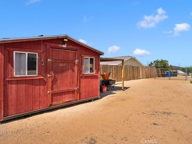 11110 Saratoga Road, Apple Valley, CA 92308