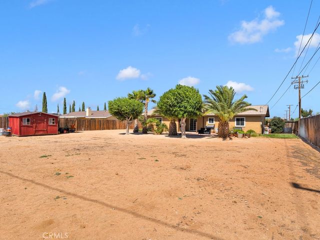 11110 Saratoga Road, Apple Valley, CA 92308