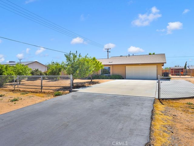 11110 Saratoga Road, Apple Valley, CA 92308