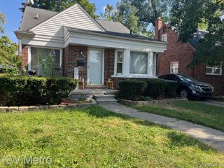 11386 Grayfield, Redford, MI 48239