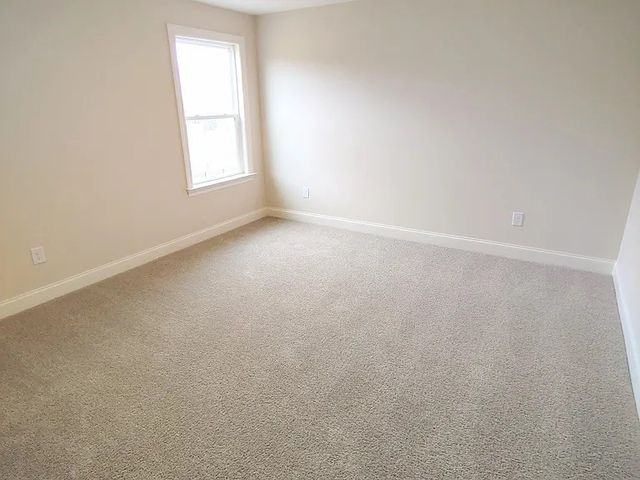 7906 Pine St, Fairview, TN 37062