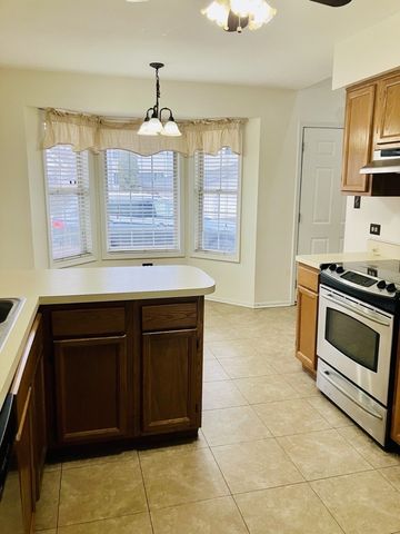 3524 Willowview Court, Aurora, IL 60504