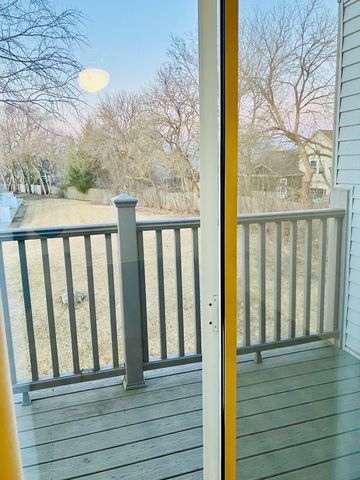 3524 Willowview Court, Aurora, IL 60504