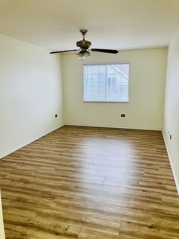 3524 Willowview Court, Aurora, IL 60504