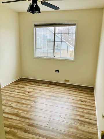 3524 Willowview Court, Aurora, IL 60504