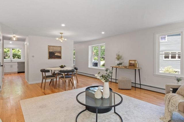 102 Lords Court, Wilmington, MA 01887
