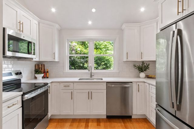 102 Lords Court, Wilmington, MA 01887