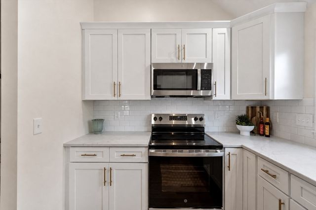102 Lords Court, Wilmington, MA 01887