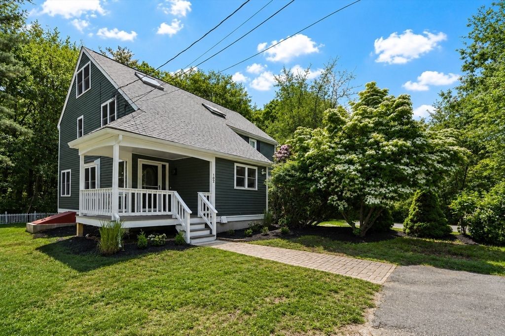 102 Lords Court, Wilmington, MA 01887