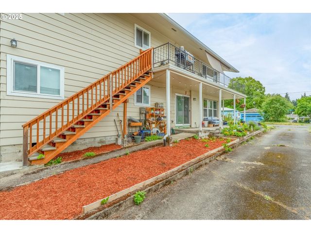 3400 E 13TH St, Vancouver, WA 98661