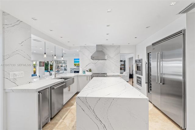 2839 NE 35th St, Fort Lauderdale, FL 33306