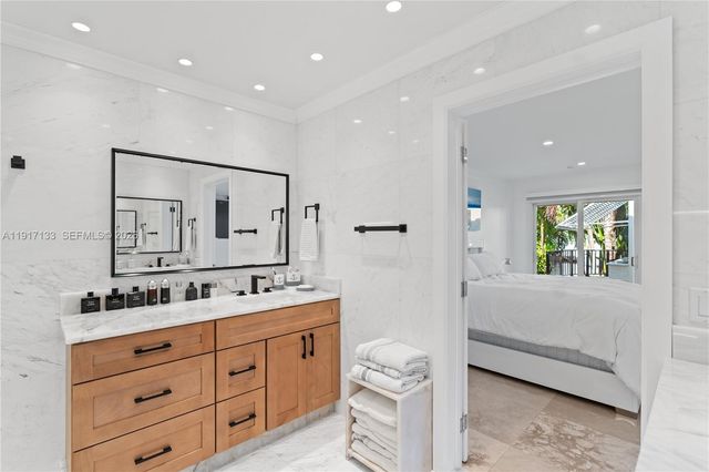 2839 NE 35th St, Fort Lauderdale, FL 33306