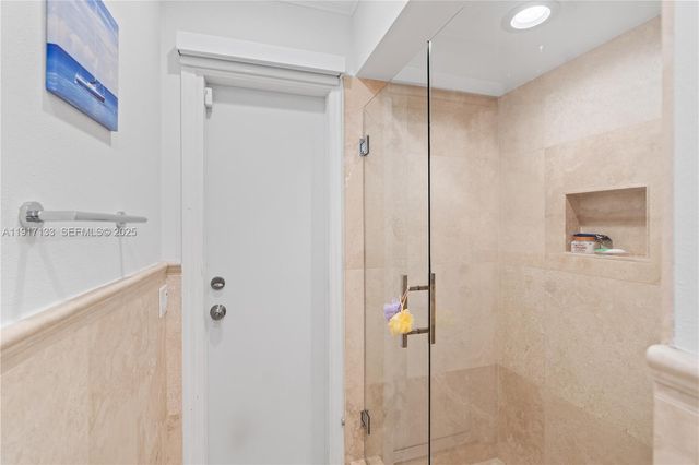 2839 NE 35th St, Fort Lauderdale, FL 33306