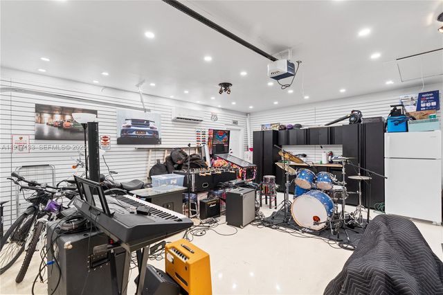 2839 NE 35th St, Fort Lauderdale, FL 33306