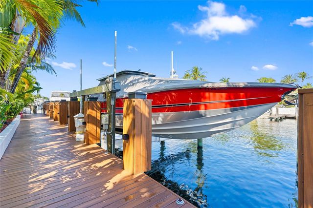 2839 NE 35th St, Fort Lauderdale, FL 33306