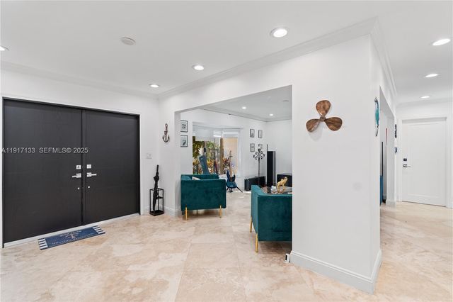 2839 NE 35th St, Fort Lauderdale, FL 33306