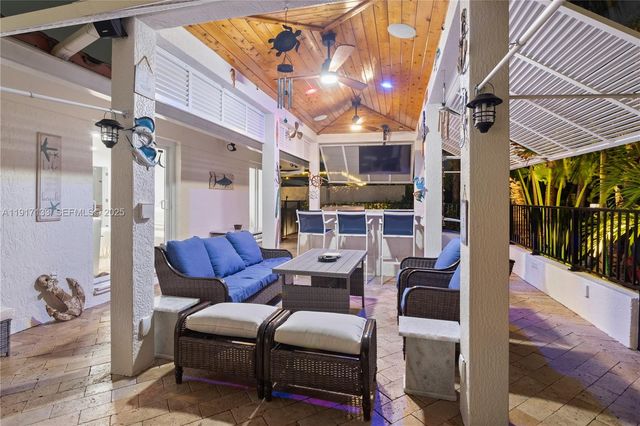 2839 NE 35th St, Fort Lauderdale, FL 33306