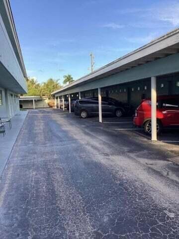 222 N Federal Highway 220, Deerfield Beach, FL 33441