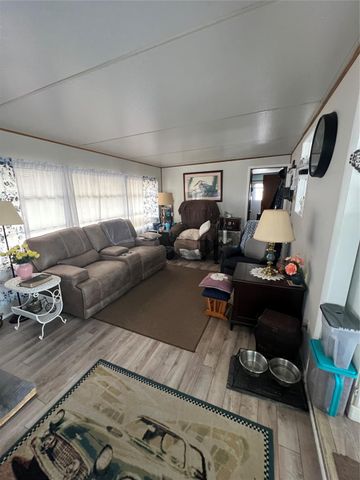 6614 SE 54th Ln, Okeechobee, FL 34974