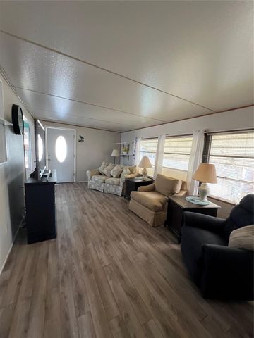 6614 SE 54th Ln, Okeechobee, FL 34974