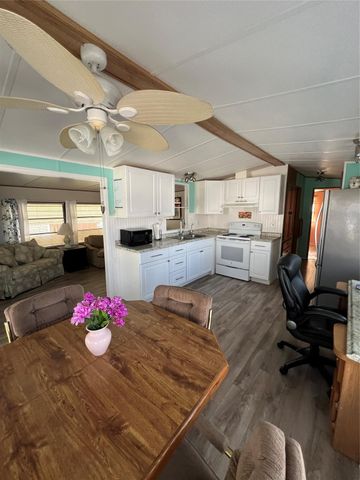 6614 SE 54th Ln, Okeechobee, FL 34974