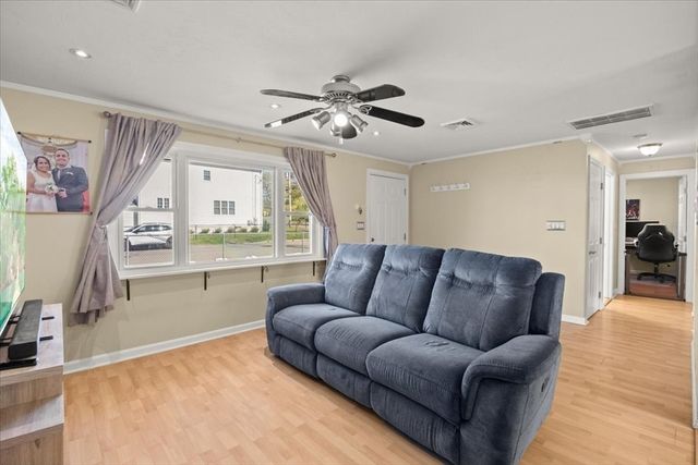 6 Bourne St, Brockton, MA 02302