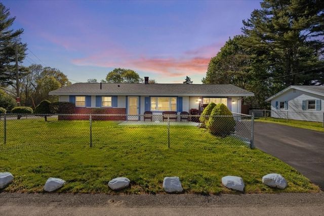6 Bourne St, Brockton, MA 02302