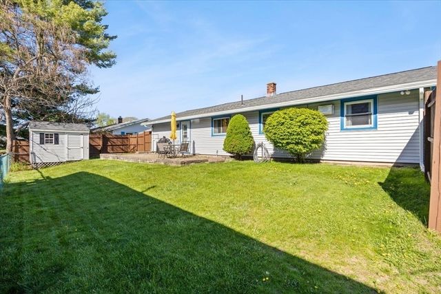 6 Bourne St, Brockton, MA 02302