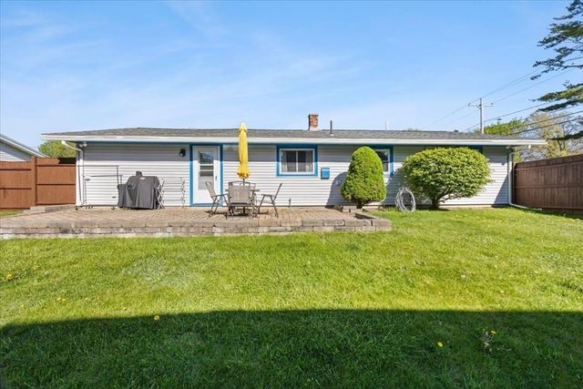 6 Bourne St, Brockton, MA 02302