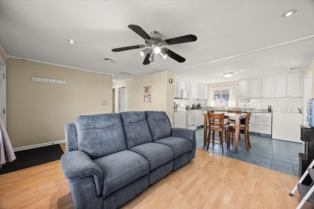6 Bourne St, Brockton, MA 02302