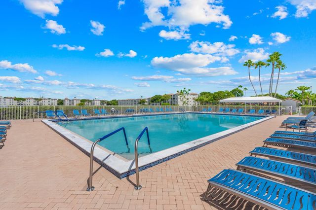 14096 Huntington Pointe Drive 407, Delray Beach, FL 33484