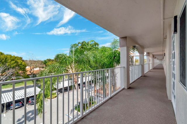 14096 Huntington Pointe Drive 407, Delray Beach, FL 33484