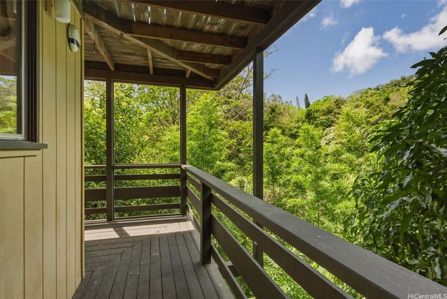 4142 Round Top Drive, Honolulu, HI 96822