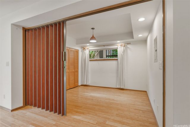 4142 Round Top Drive, Honolulu, HI 96822