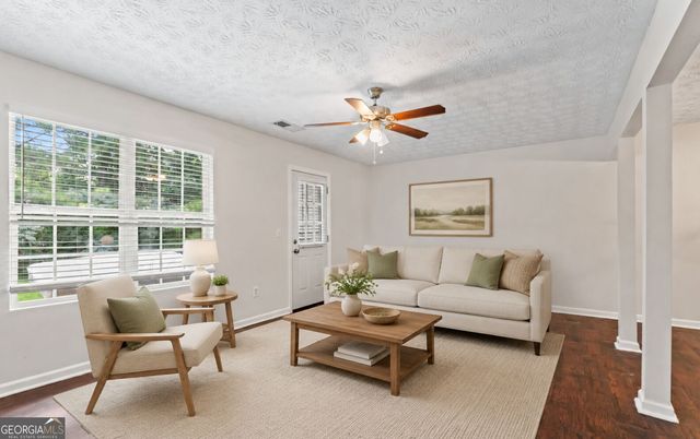 5619 Union Pointe Drive, Union City, GA 30291