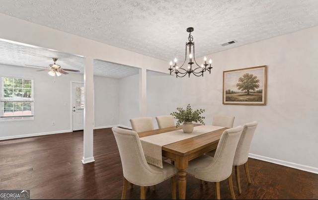 5619 Union Pointe Drive, Union City, GA 30291
