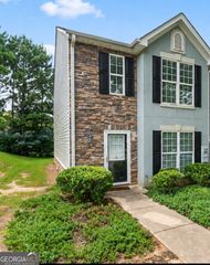5619 Union Pointe Drive, Union City, GA 30291