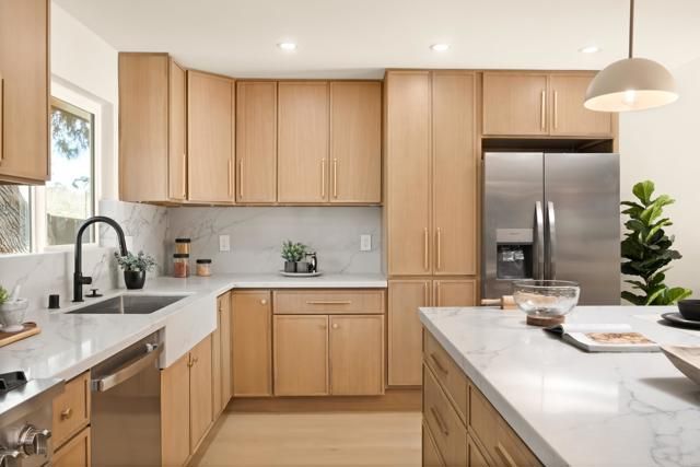 3855 Carbo Court, La Mesa, CA 91941