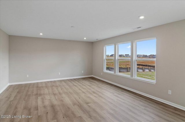 133 Sunflower Blvd, Mt Washington, KY 40047