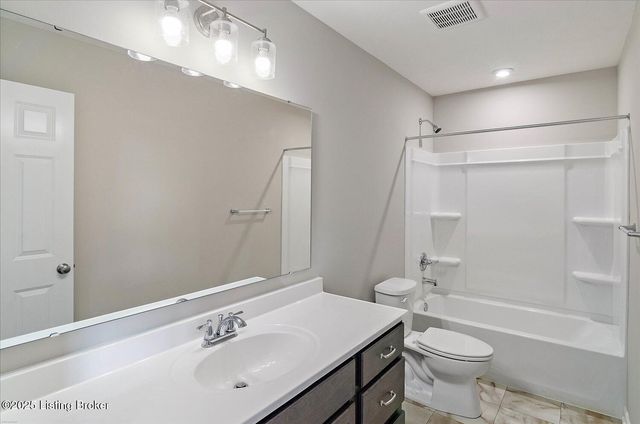 133 Sunflower Blvd, Mt Washington, KY 40047